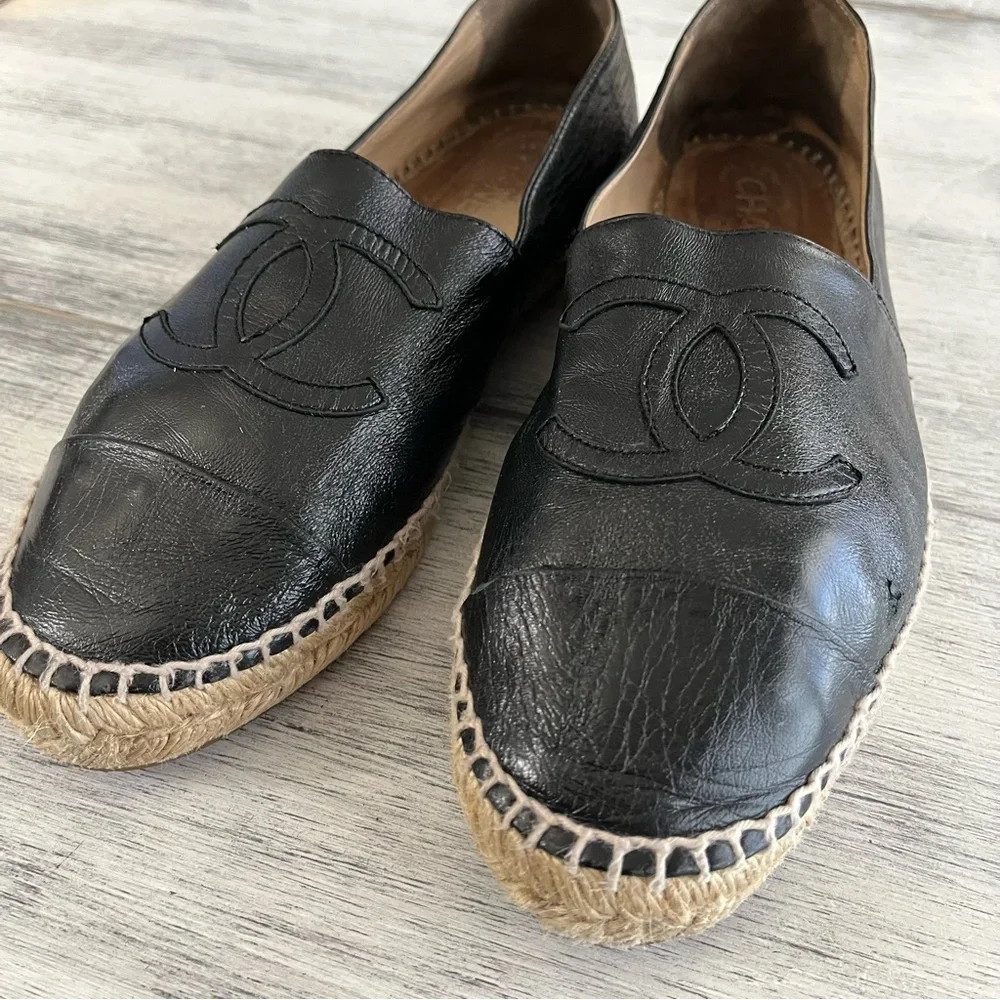 CHANEL CC Cap toe Classic Black Leather Espadrilles size 40 - Picture 3 of 11